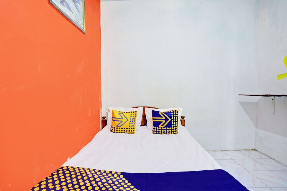 Джомбанг: OYO Life 92921 Omaya Kost Syariah