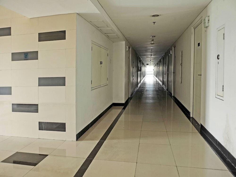 Караванг: Collection O 92967 Apartement Sentraland Karawang By Rda Living