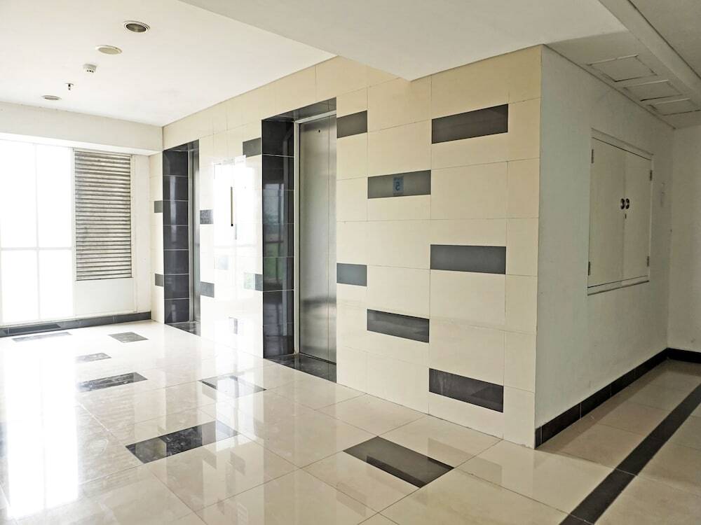 Караванг: Collection O 92967 Apartement Sentraland Karawang By Rda Living