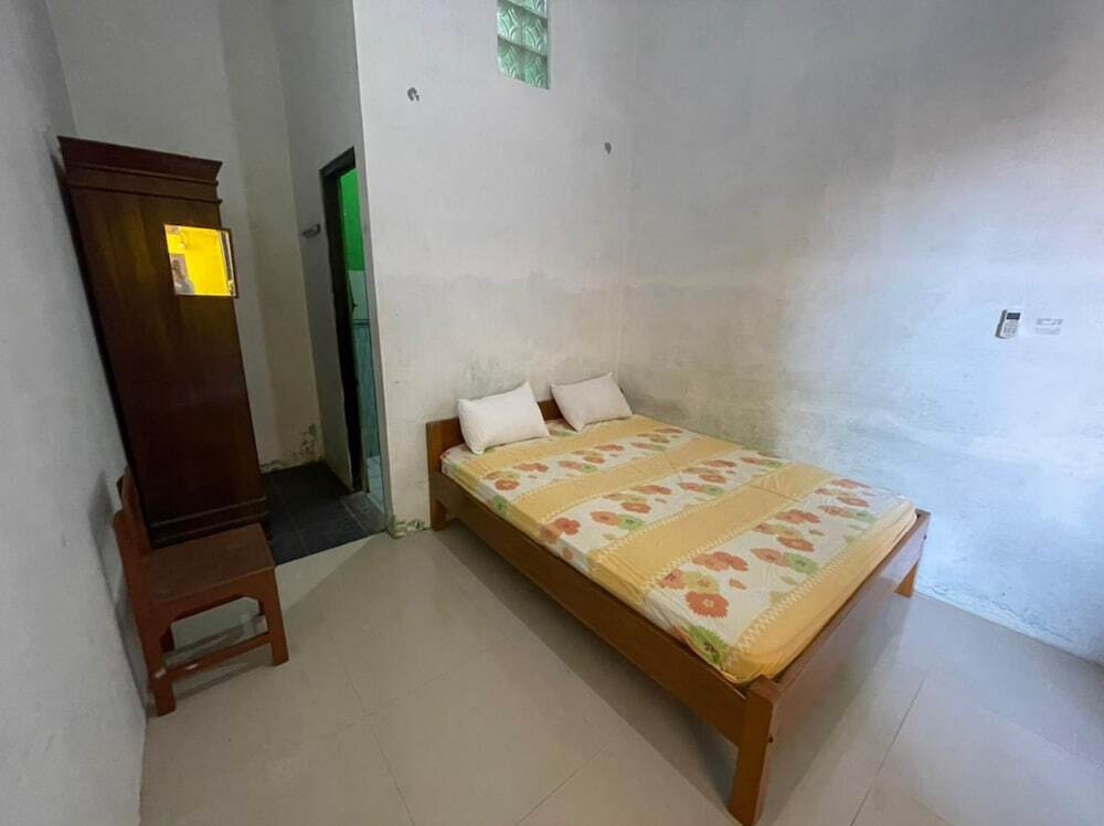 Ламонган: OYO Life 93036 Eddy Homestay Syariah