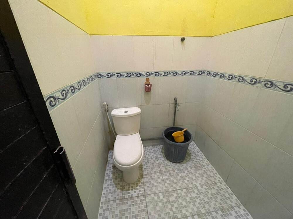 Ламонган: OYO Life 93036 Eddy Homestay Syariah