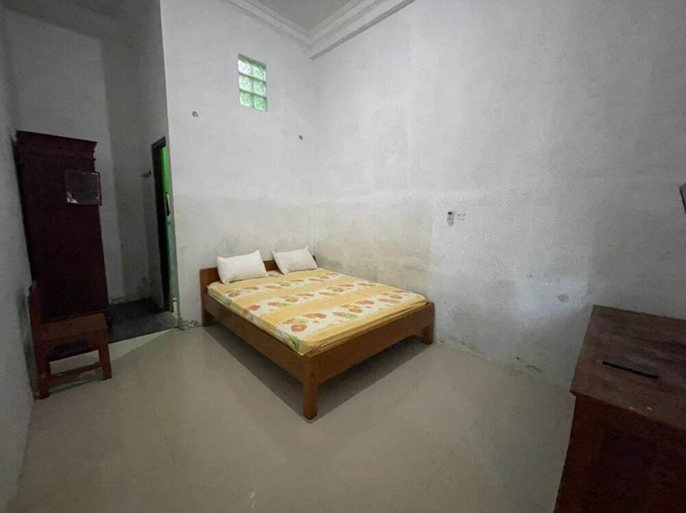 Ламонган: OYO Life 93036 Eddy Homestay Syariah