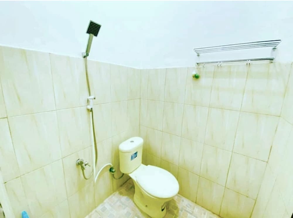 Макассар: OYO 93052 Batodupi Guesthouse Syariah Near Buttu Kasambi