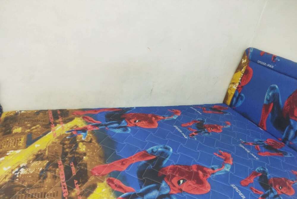 Сурабая: SPOT ON 93042 Lina Homestay Syariah