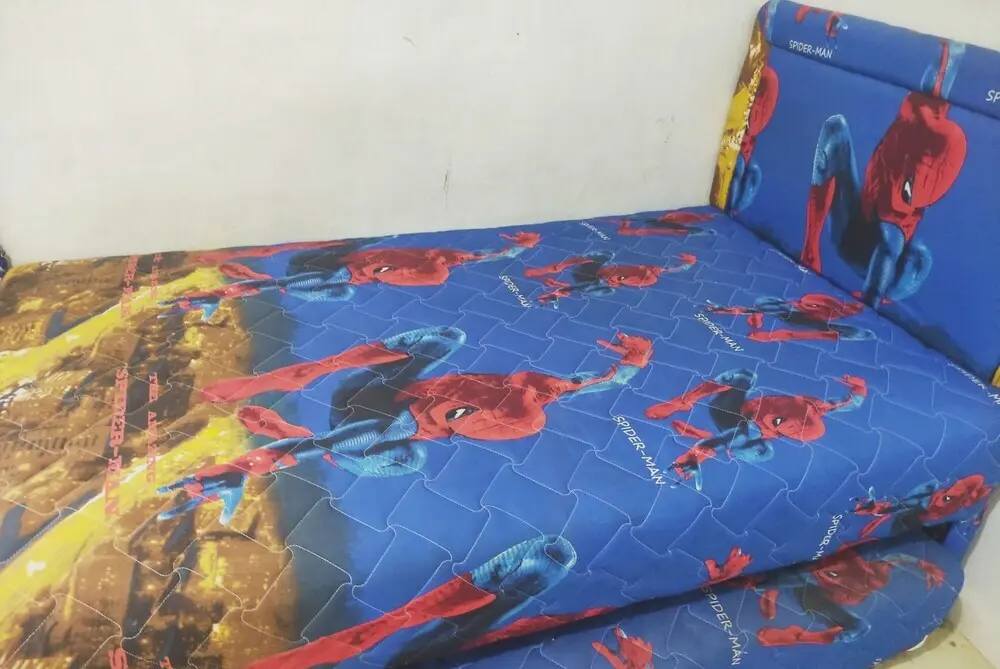 Сурабая: SPOT ON 93042 Lina Homestay Syariah