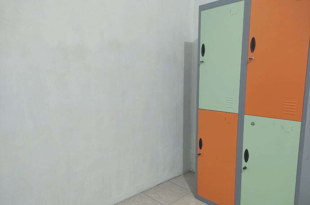 Сурабая: SPOT ON 93042 Lina Homestay Syariah