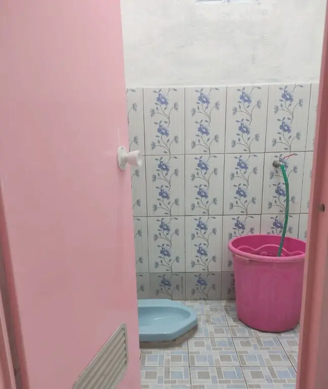 Сурабая: SPOT ON 93042 Lina Homestay Syariah