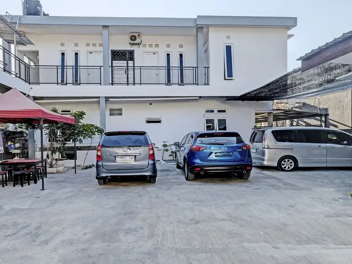 Слеман: Capital O 92963 Global House Syariah