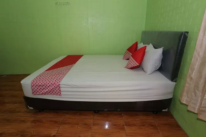 Бекаси: OYO 93021 Kost Dison