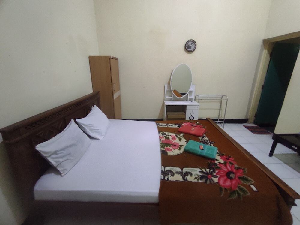 Кутоаржо: OYO 93048 Hotel Puri Mandiri