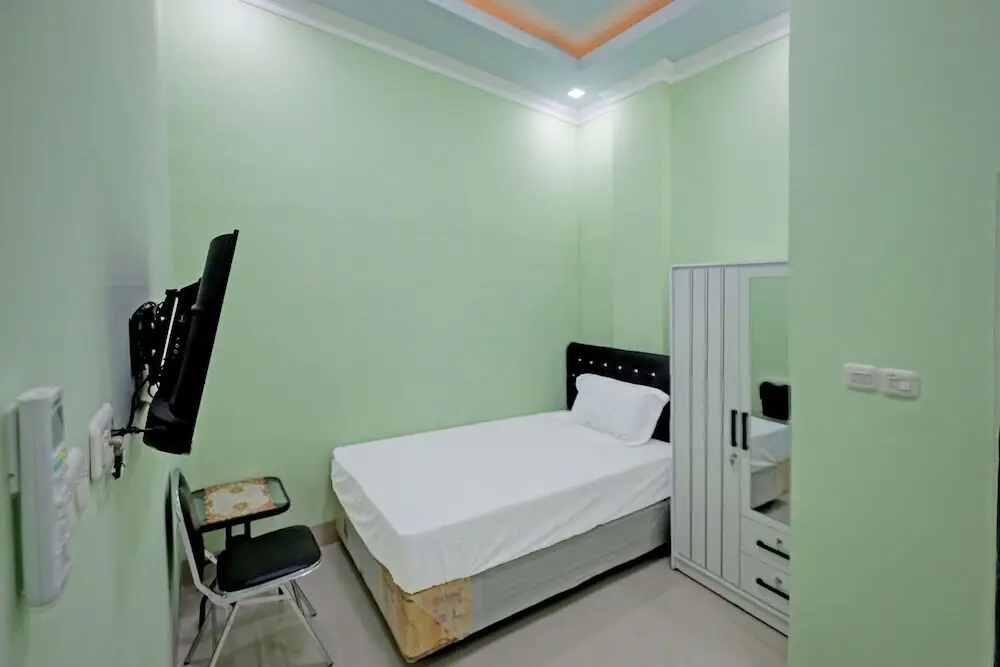 Макассар: OYO 93059 Homestay Zafirah