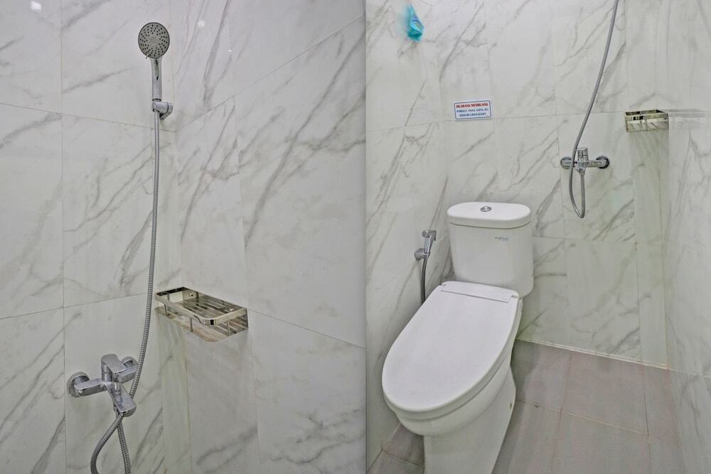 Макассар: OYO 93059 Homestay Zafirah