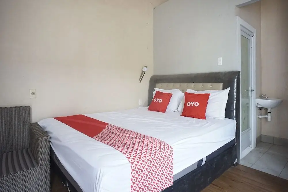 Медан: OYO 93003 B32 Homestay