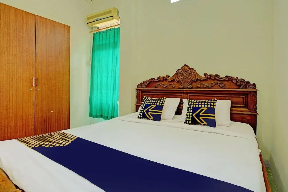 Лаванг: SPOT ON 92905 Sutomo Residence Syariah Near Taman Tugu Padang Area