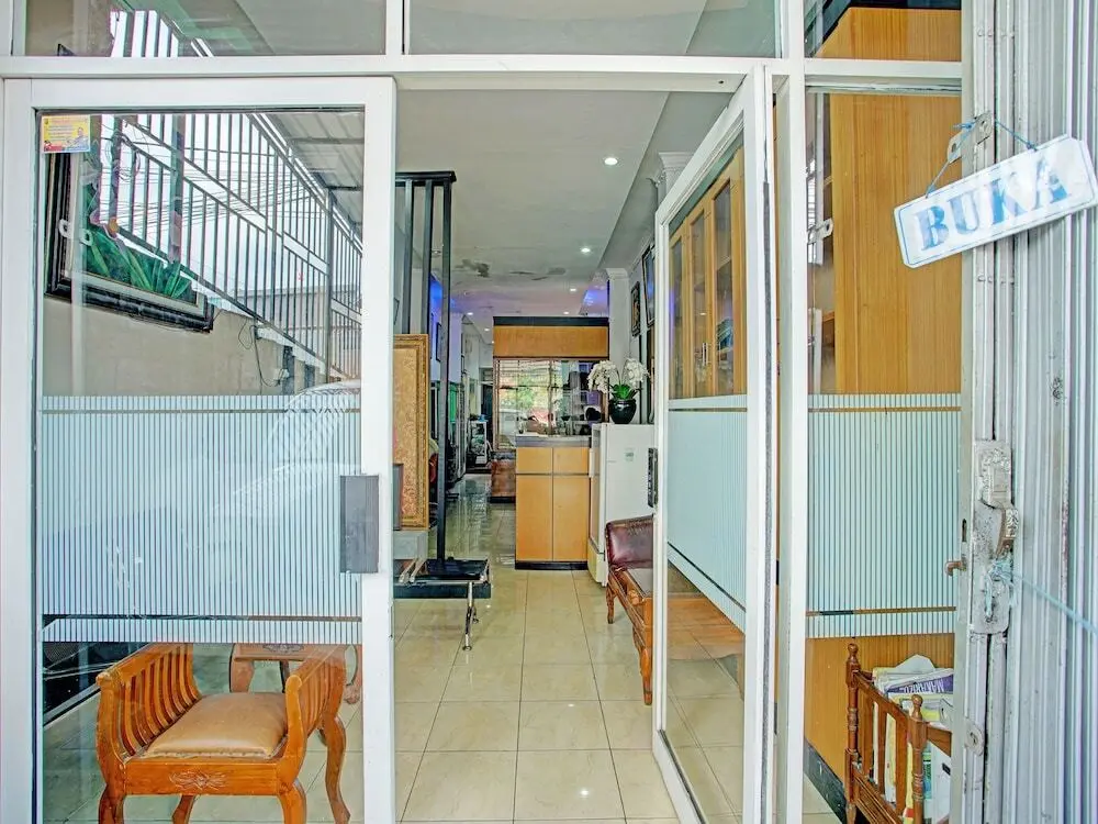 Лаванг: SPOT ON 92905 Sutomo Residence Syariah Near Taman Tugu Padang Area