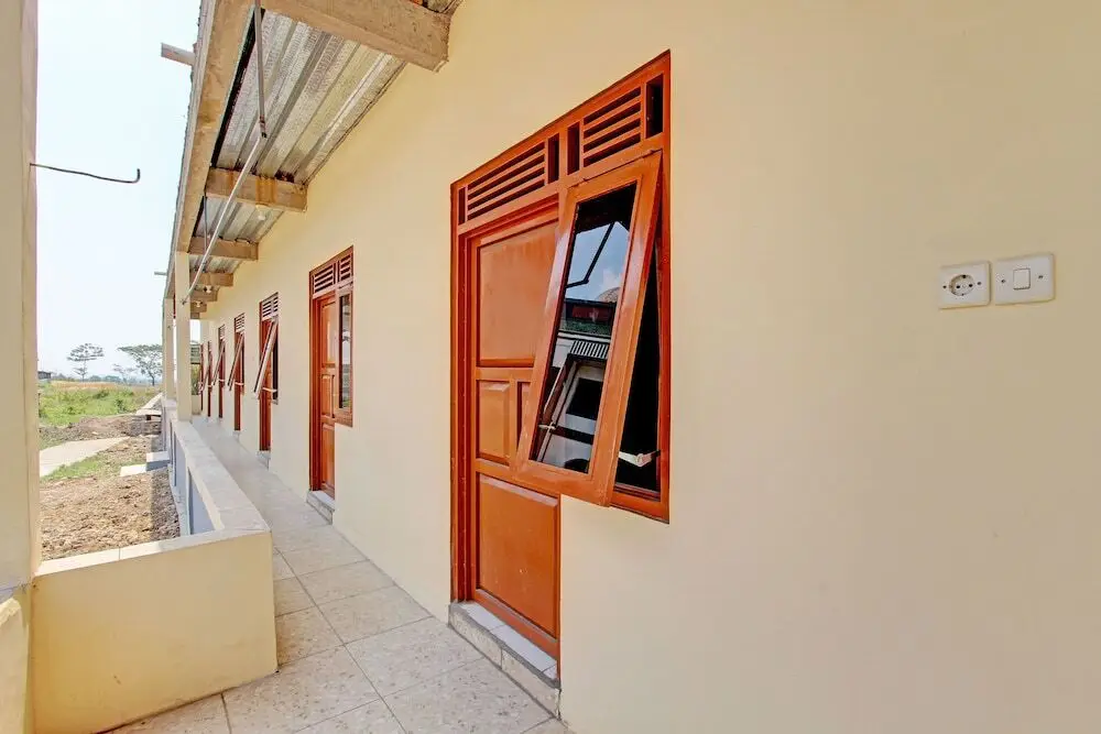 Тегал: SPOT ON 92930 Syifa Guest House Syariah