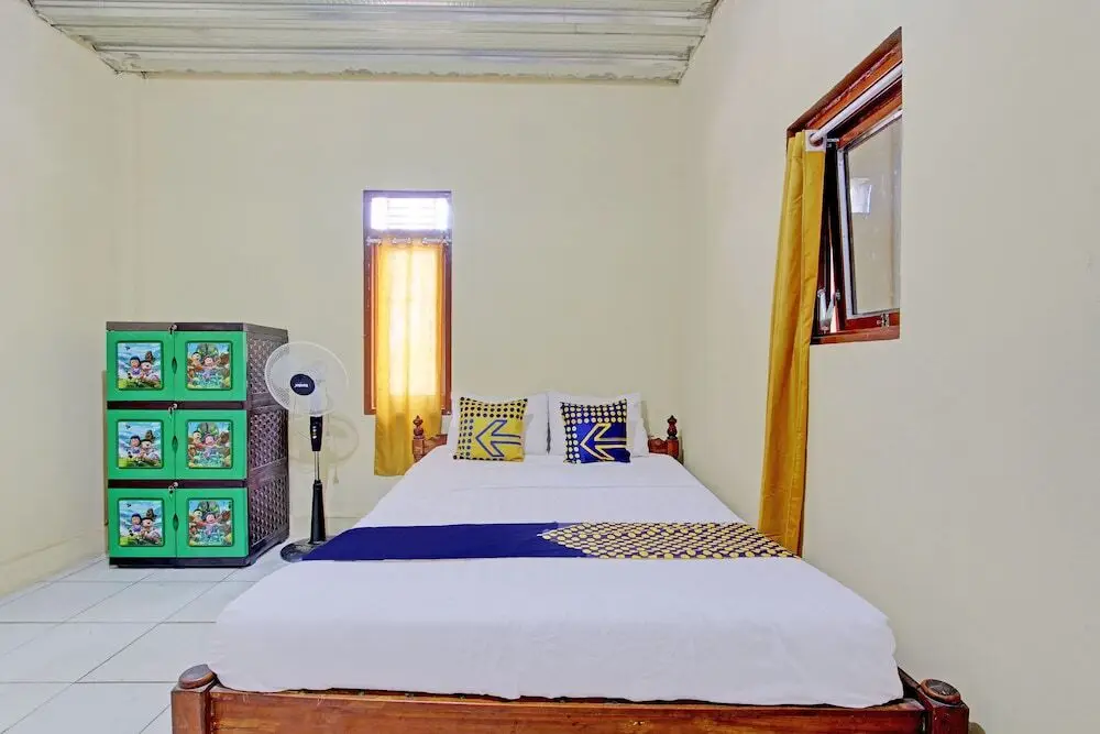 Тегал: SPOT ON 92930 Syifa Guest House Syariah