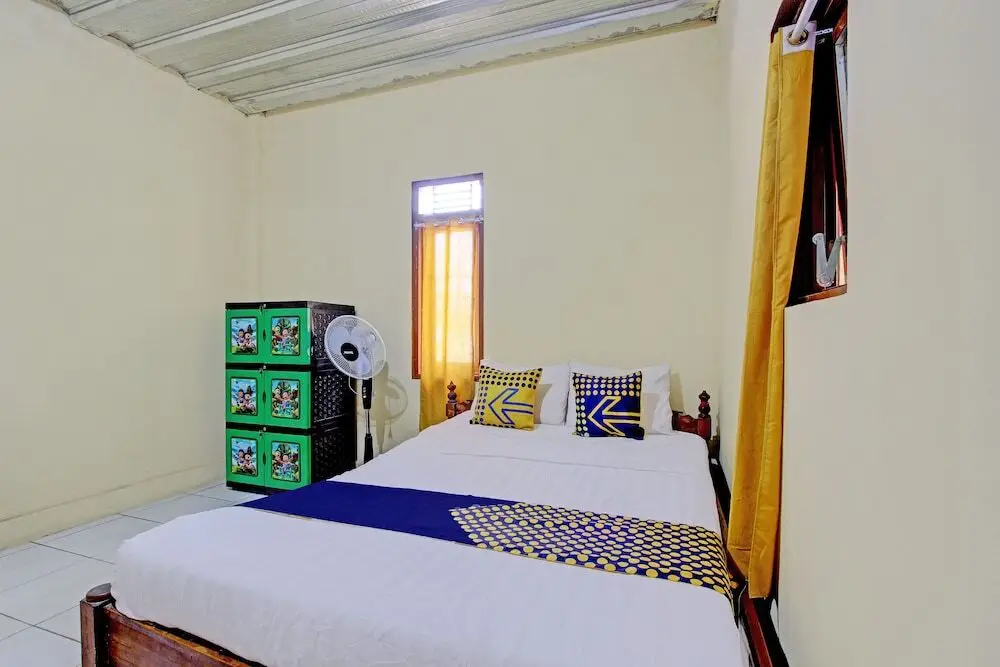 Тегал: SPOT ON 92930 Syifa Guest House Syariah