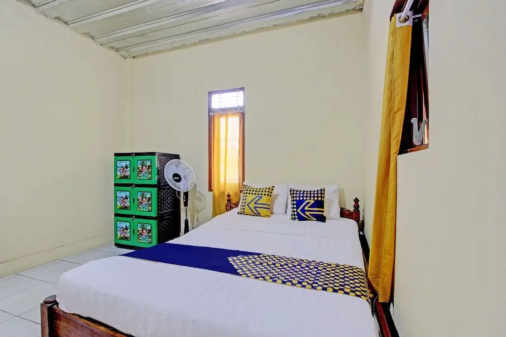 Тегал: SPOT ON 92930 Syifa Guest House Syariah