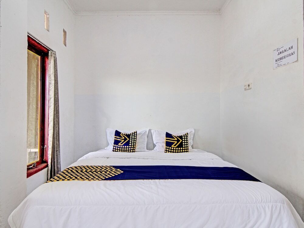 Пеканбару: SPOT ON 92914 Meranti HomestayNearJembatan Siak