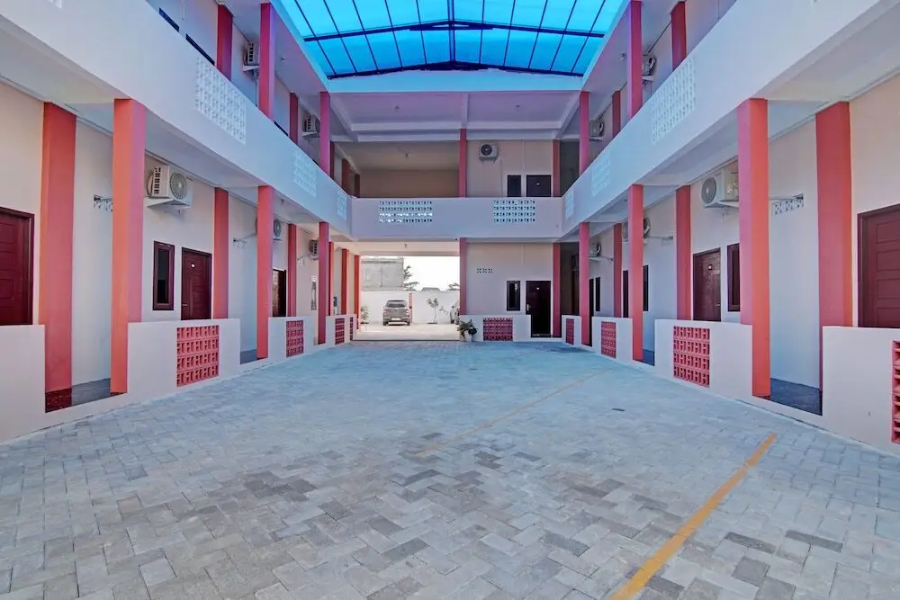 Пеканбару: OYO 92946 Dekna Homestay Syariah
