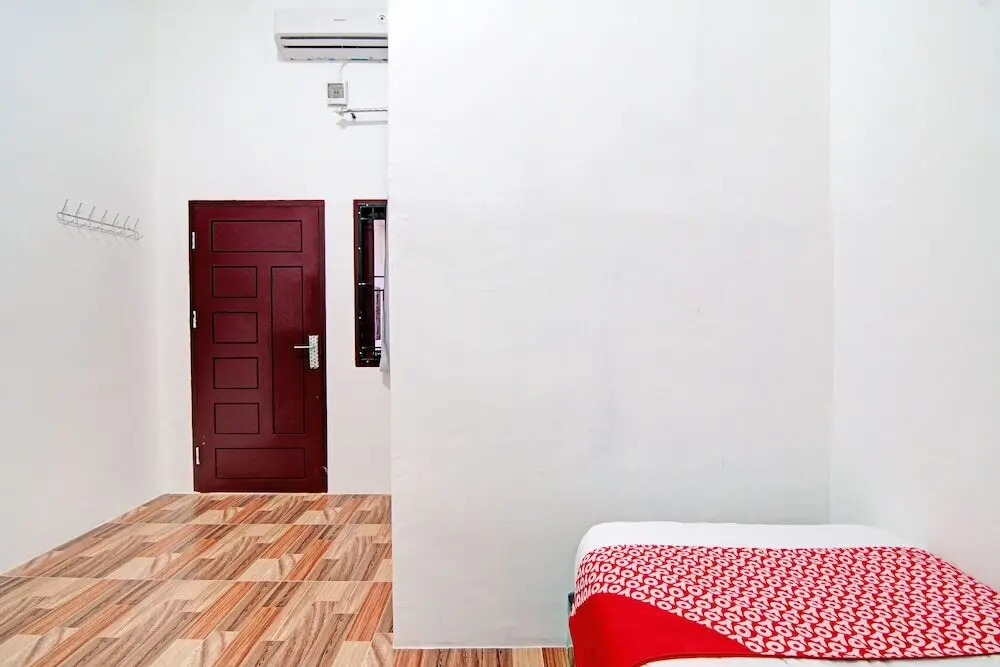 Пеканбару: OYO 92946 Dekna Homestay Syariah