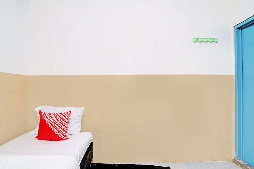 Пеканбару: OYO 92933 Marvel House Syariah