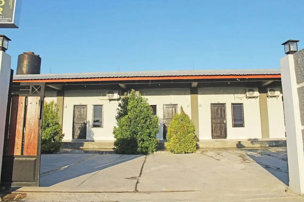 Купанг: OYO 92961 Amor Kost