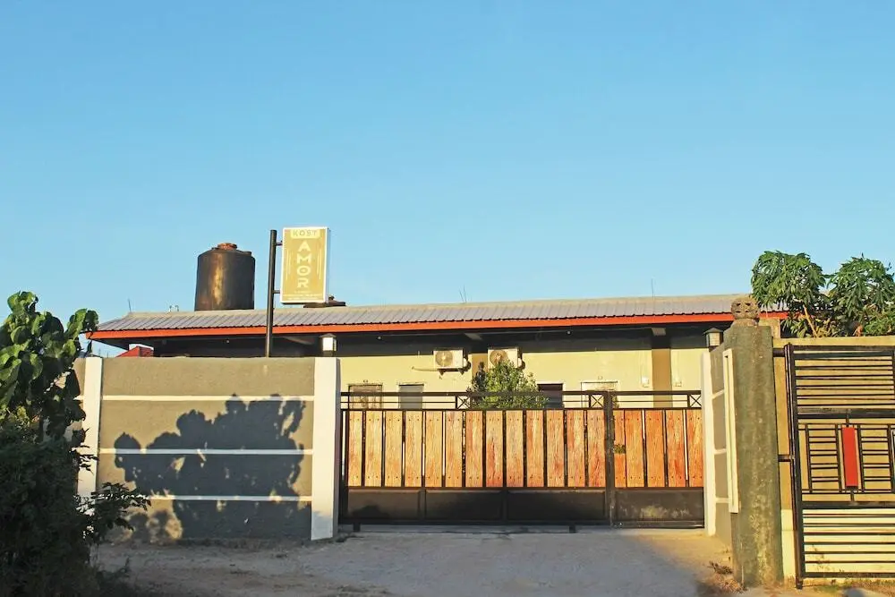 Купанг: OYO 92961 Amor Kost