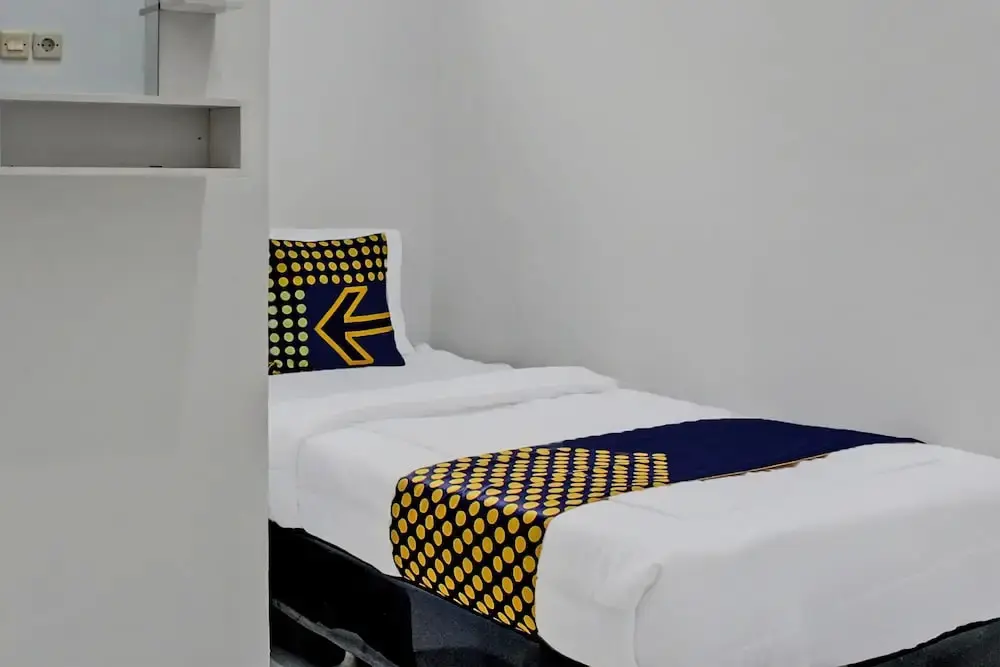 Бандар-Лампунг: OYO Life 92509 Maulana Guest House Simpur