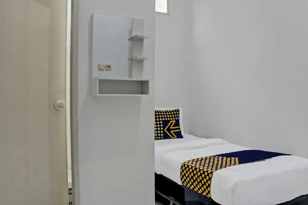 Бандар-Лампунг: OYO Life 92509 Maulana Guest House Simpur