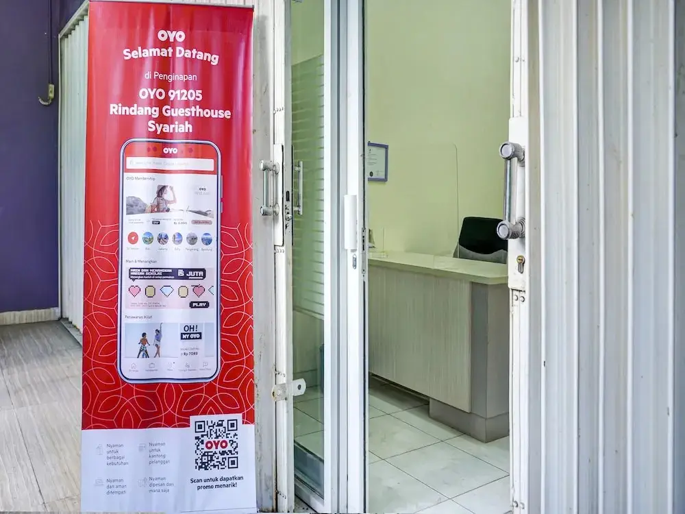 Караванг: OYO Life 91205 Rindang Guesthouse Syariah