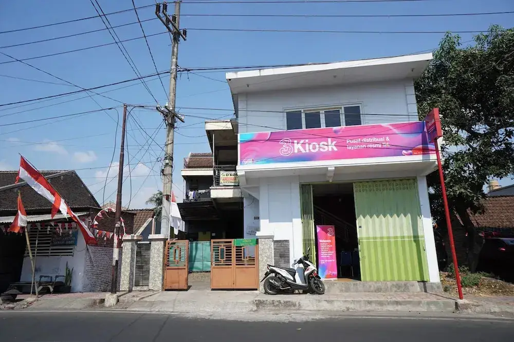 OYO Life 93038 Kost Putra Malilah — фото 1