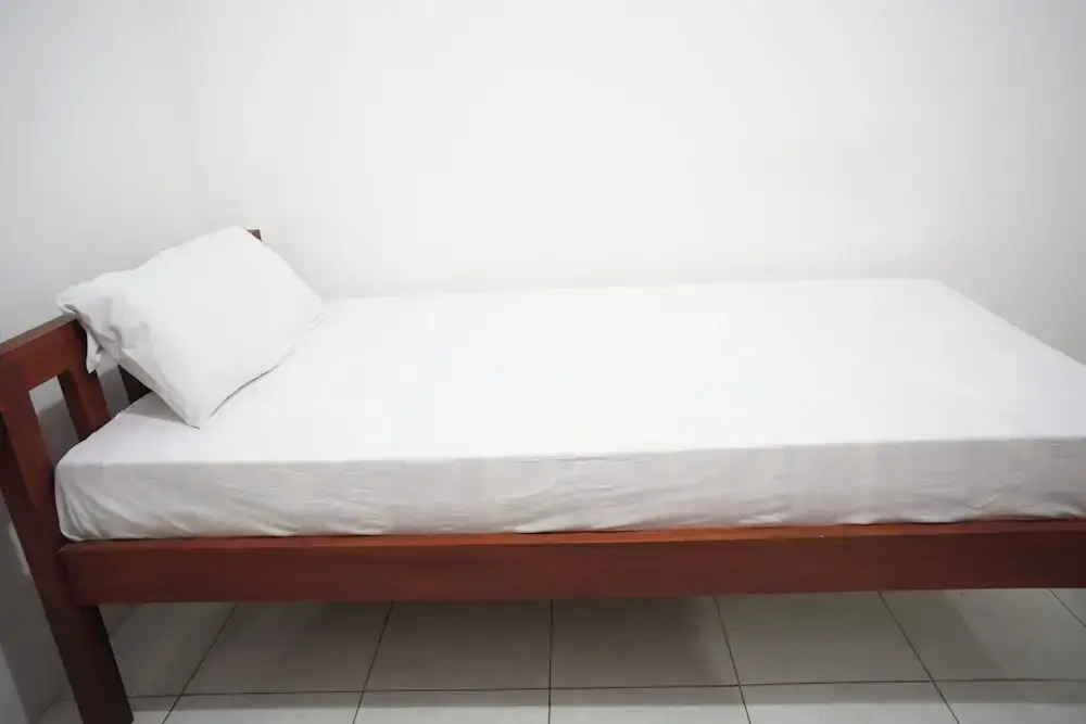 Лумаджанг: OYO Life 93038 Kost Putra Malilah