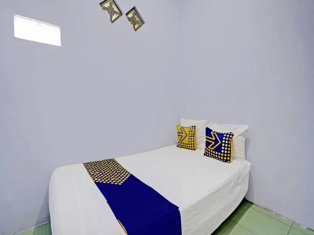 Баньюванги: OYO Life 92937 Kost Putri Sarkara Syariah