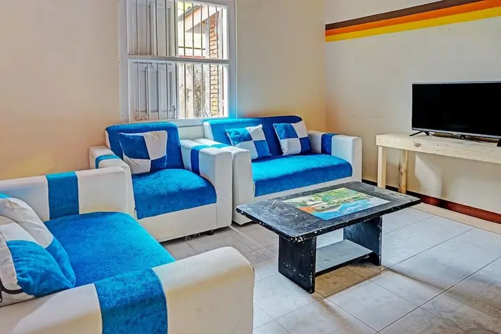 Бату: OYO Life 91452 Ngajeng Peken Homestay