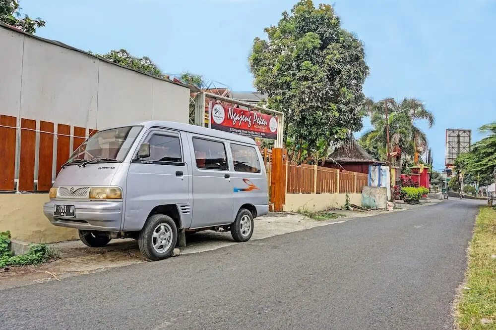 Бату: OYO Life 91452 Ngajeng Peken Homestay