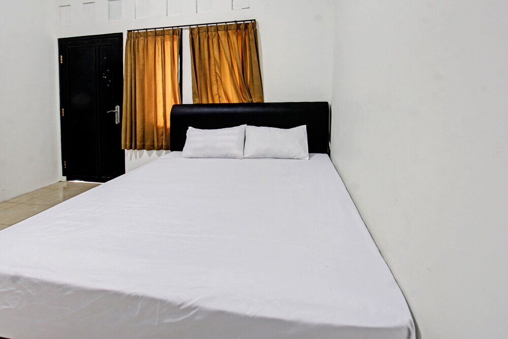 Матарам: OYO Life 92754 Kost Griya Perdana