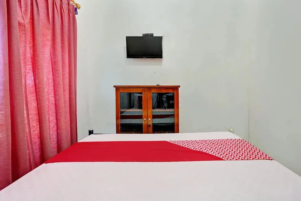 Баньюванги: OYO 2668 Villa Kusuma ResidenceNearRSI Fatimah Banyuwangi