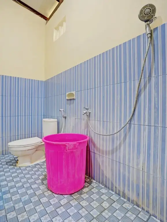 Баньюванги: OYO 2668 Villa Kusuma ResidenceNearRSI Fatimah Banyuwangi