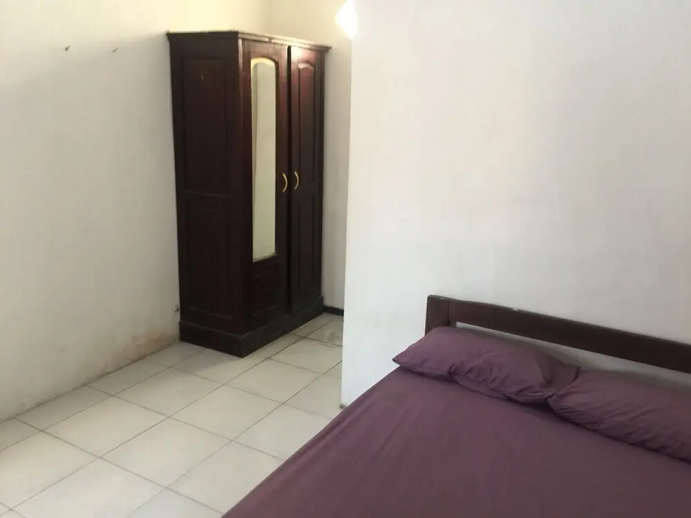 Сурабая: OYO Life 93009 Griya Nautika Sedati