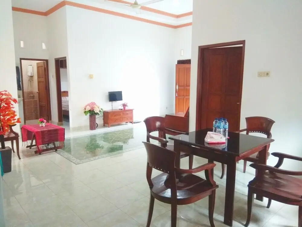Ngaglik: Pesona Mentari Homestay by FH Stay