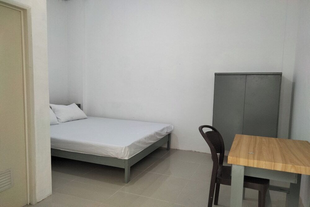 Медан: OYO Life 93054 Th Residence 135 Syariah