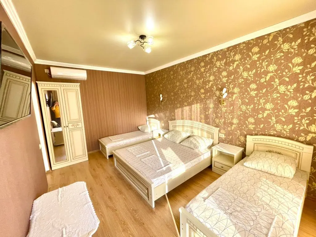 Сочи: Zhizn Guest House