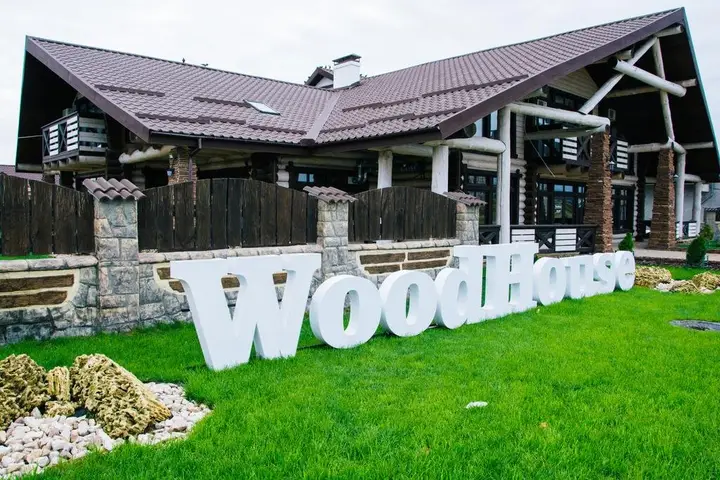 Армянск: Отель WoodHouse