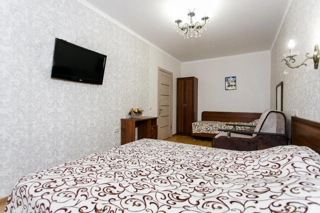 Витязево: Apartment on Verkhnyaya Doroga 151