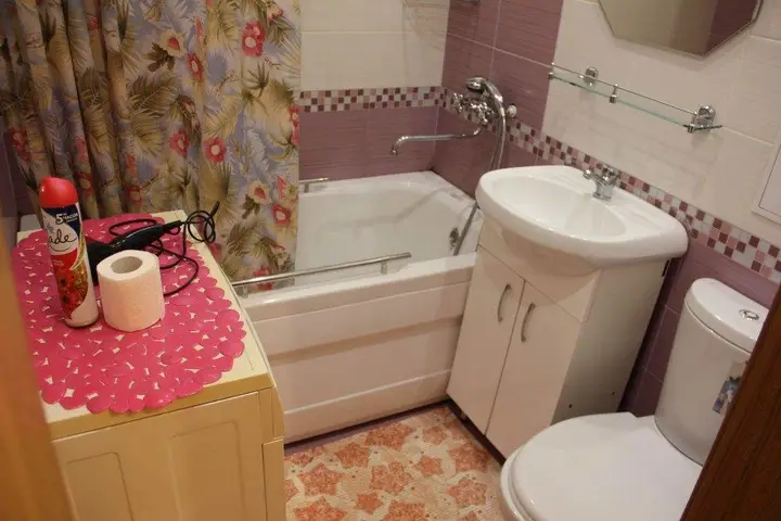 Красноярск: Bajkal Na Surikova Apartments