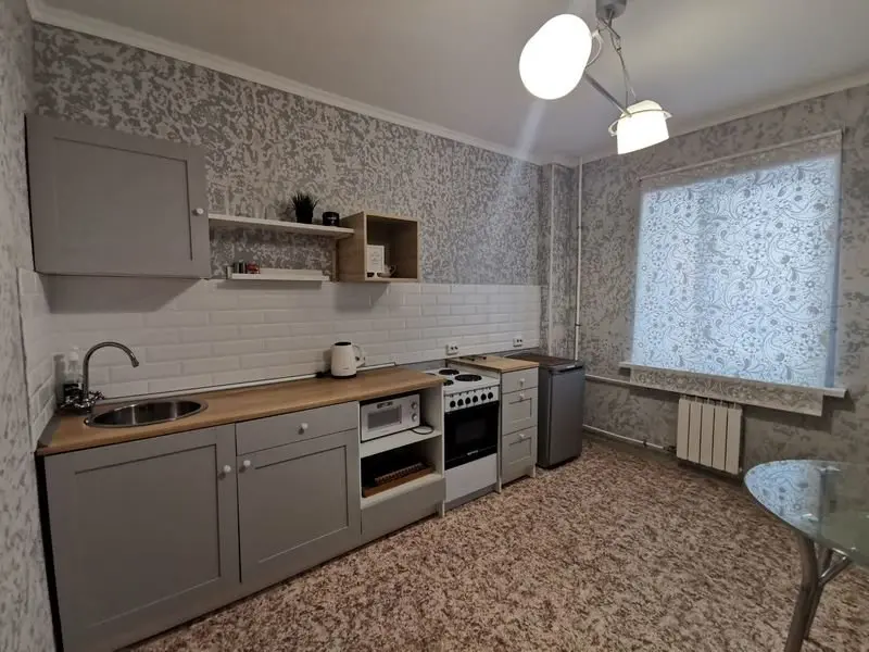 Ленск: Апартаменты  на ул. Орджоникидзе, д. 3/1, корп. 1