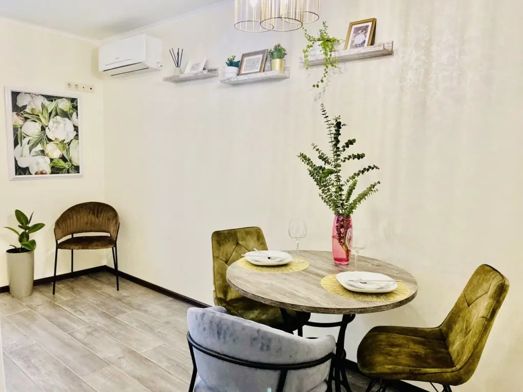 Казань: Апартаменты Happy Place на Булаке