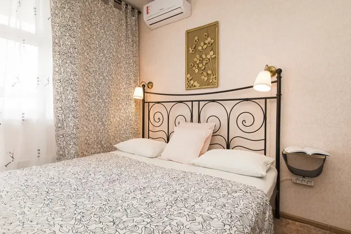 Нижний Новгород: Апартаменты HomeHotel Бурнаковский